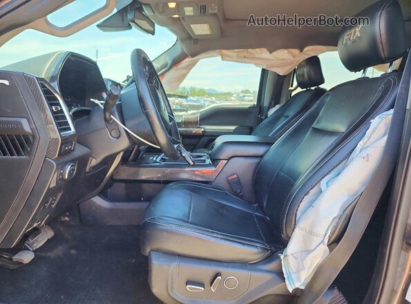 1FT7W2BTXJEC49412 2018 FORD F250 Gray წინა სალონის ხედი