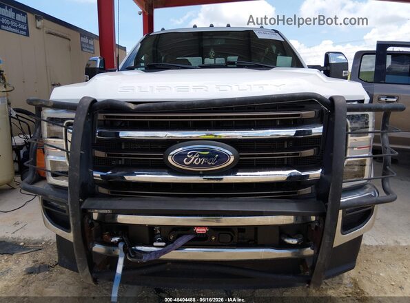 1FT7W2BTXNEE63628 2022 FORD F-250 White Սալոնի հետևի տեսք