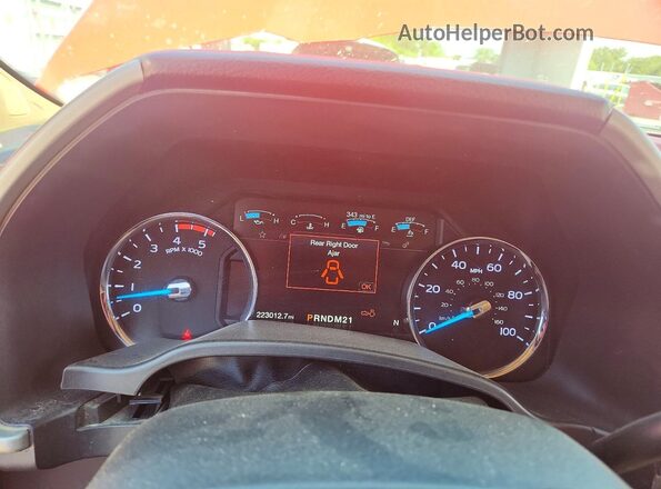 1FT7W3BT1KEC70138 2019 FORD F350 Красный Вид щитка приборов