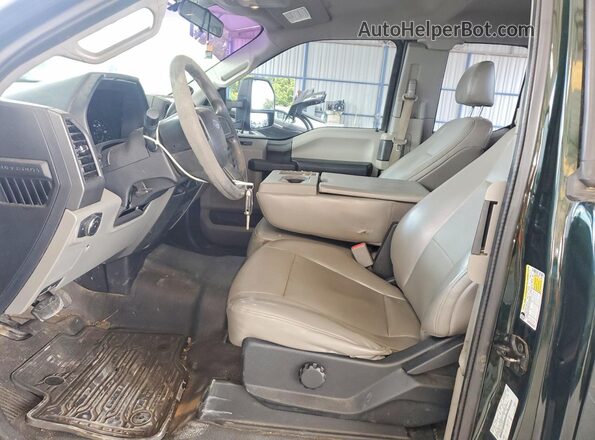 1FT7X2A65HEC11685 2017 FORD F250 Green Vista interior delantera
