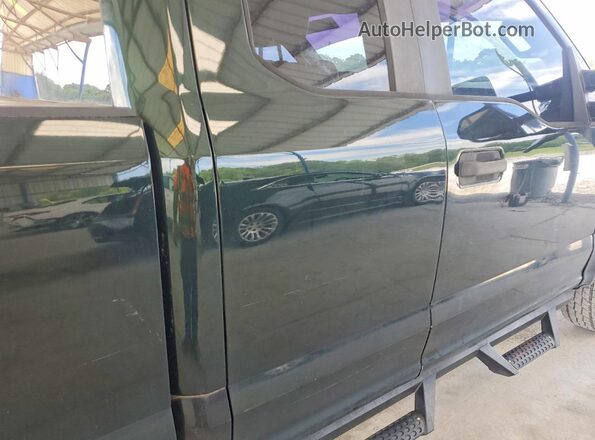 1FT7X2A65HEC11685 2017 FORD F250 Green Vista de los asientos traseros