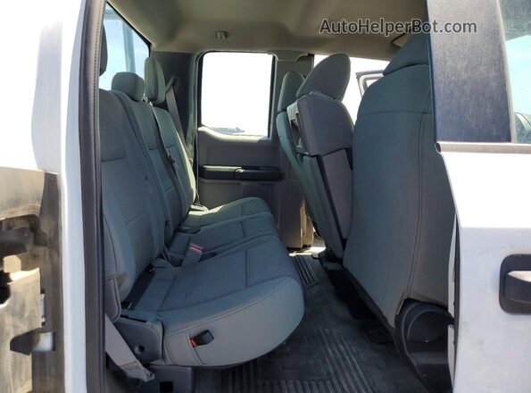 1FT7X2A67KEF49595 2019 FORD F250 White Vista de los asientos traseros