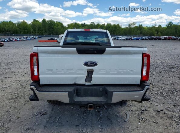 1FT7X2AA7REF16840 2024 FORD F250 White Вид ззаду