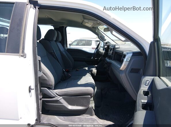1FT7X2AAXSEC79833 2025 FORD F-250 White წინა სალონის ხედი