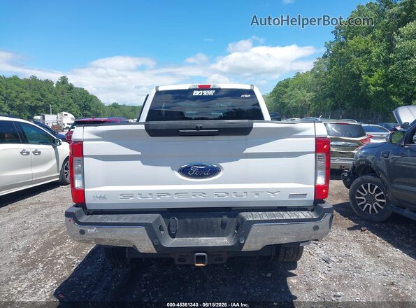 1FT7X2B60HEC75504 2017 FORD F-250 White 