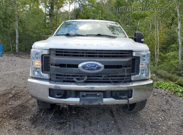 1FT7X2B65KED04891 2019 FORD F250 White Widok z przodu