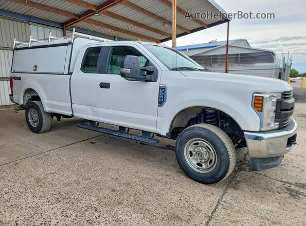 1FT7X2B67KEG67094 2019 FORD F250 White Front right