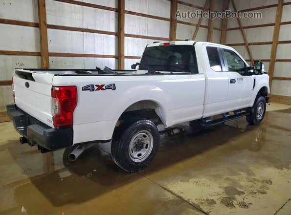 1FT7X2B67NEE49998 2022 FORD F250 White Trasero derecho