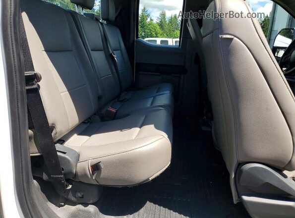1FT7X2B67NEE88896 2022 FORD F250 Белый Вид задних сидений
