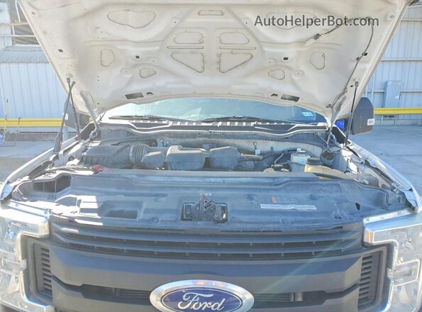 1FT7X2B68KEE91673 2019 FORD F250 White 