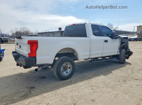 1FT7X2B69HEC90454 2017 FORD F250 White 