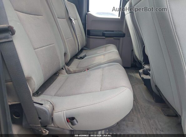1FT7X2B69NEE46066 2022 FORD F-250 Серебряный 