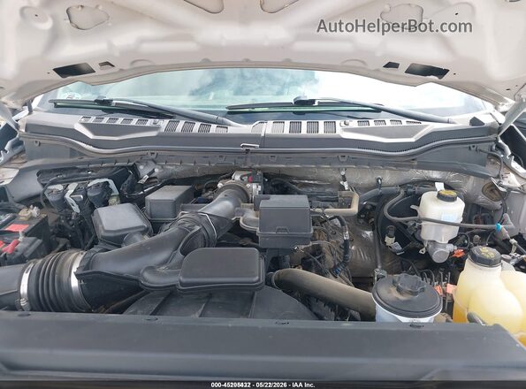1FT7X2B69NEE46066 2022 FORD F-250 Серебряный 
