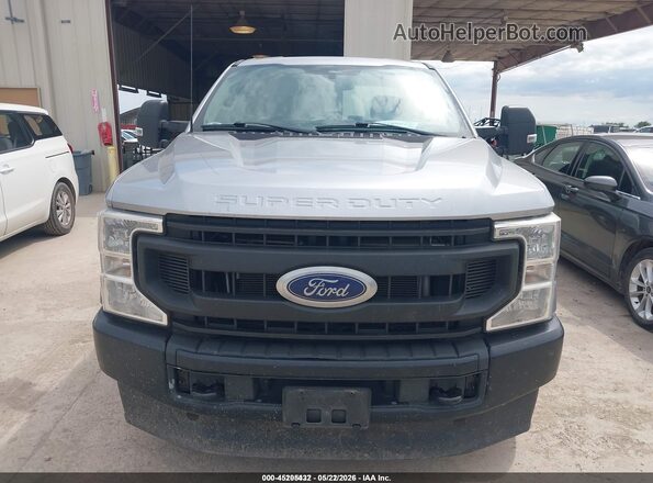 1FT7X2B69NEE46066 2022 FORD F-250 Серебряный 