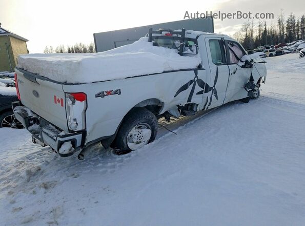 1FT7X2BA3SEC54707 2025 FORD F250 White Tył prawy