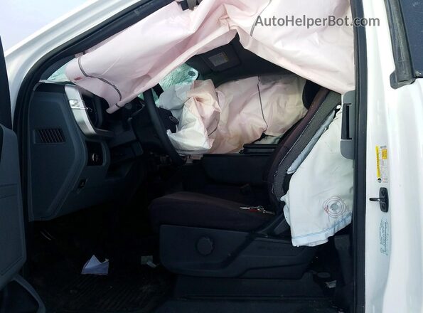 1FT7X2BA3SEC54707 2025 FORD F250 White Widok wnętrza z przodu