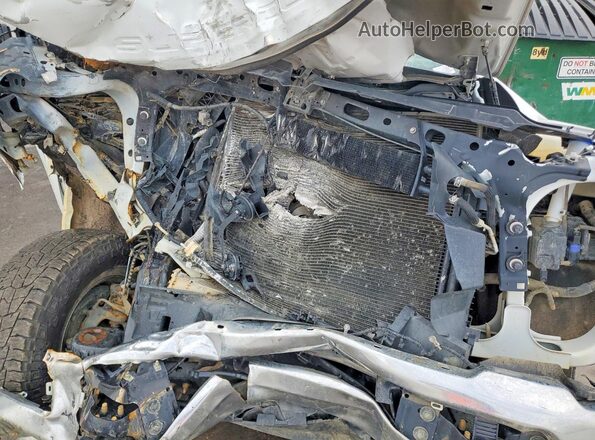 1FT7X2BA4PEC62449 2023 FORD F250 White Widok wnętrza z tyłu