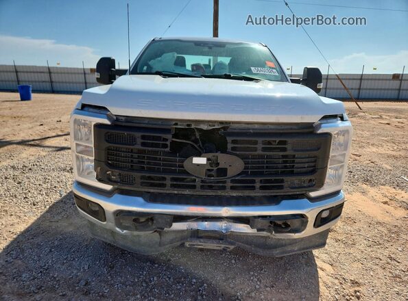 1FT7X2BA9PED94641 2023 FORD F250 White Вид спереду
