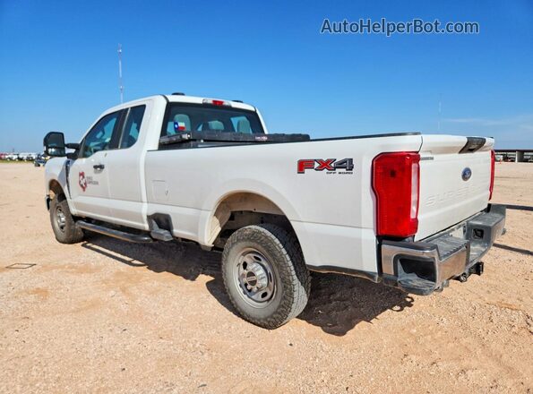 1FT7X2BA9PED94641 2023 FORD F250 White Задня ліва чверть