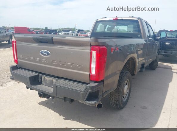 1FT7X2BAXPED78352 2023 FORD F-250 Коричневый Задняя правая четверть