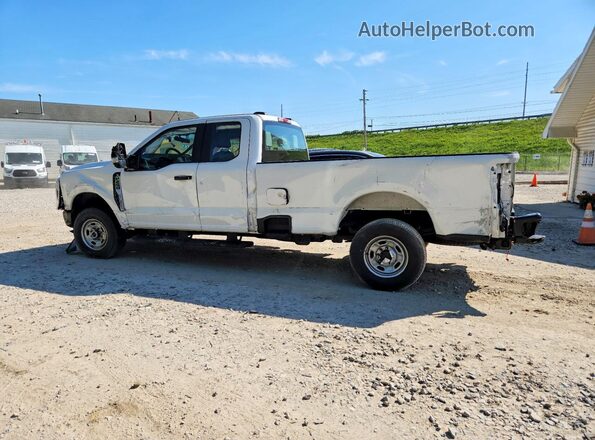 1FT7X2BAXREE29139 2024 FORD F250 White Trasero izquierdo