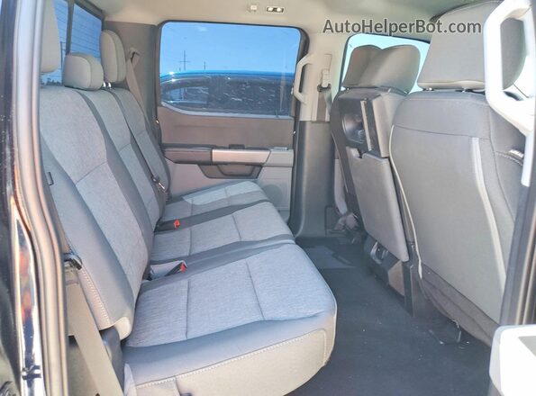 1FT8W2BA9RED44011 2024 FORD F250 Blue Вид задніх сидінь