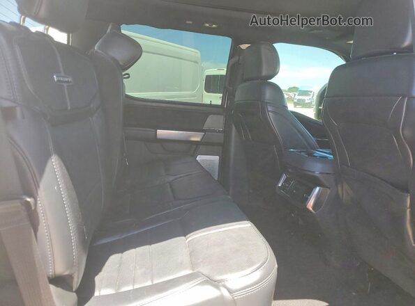 1FT8W2BM1SEC05359 2025 FORD F250 White Widok tylnych siedzeń
