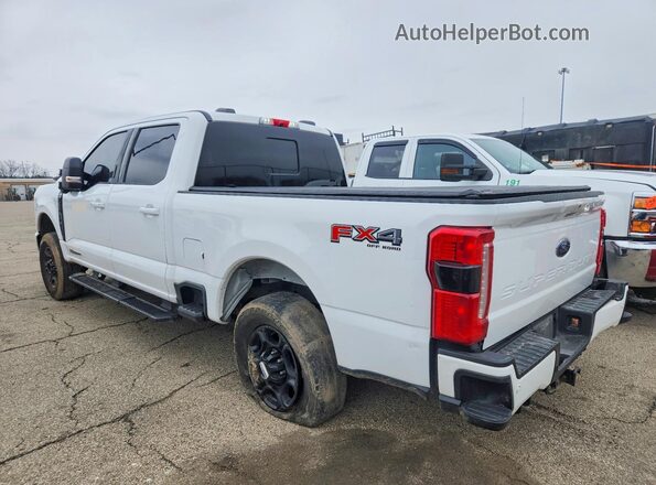 1FT8W2BT8REE65257 2024 FORD F250 White Trasero izquierdo