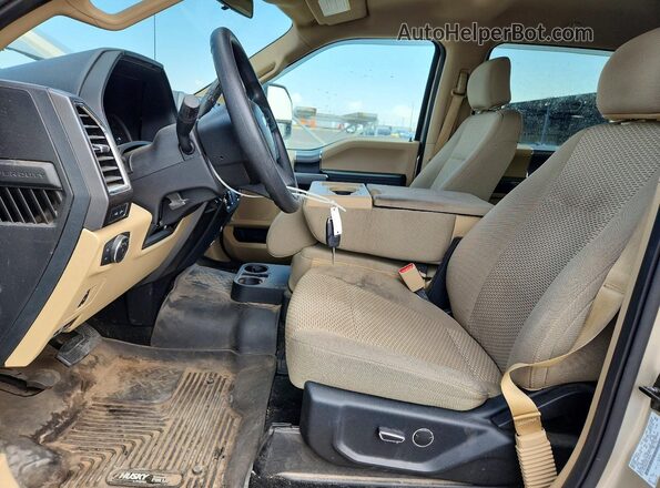 1FT8W3B66HEE14239 2017 FORD F350 Gold წინა სალონის ხედი