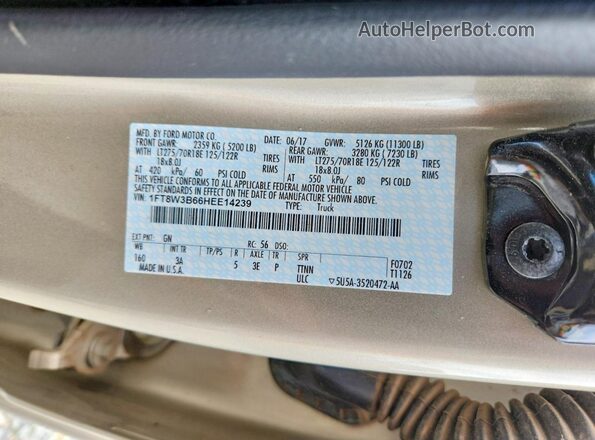 1FT8W3B66HEE14239 2017 FORD F350 Gold ძრავის განყოფილების ხედი