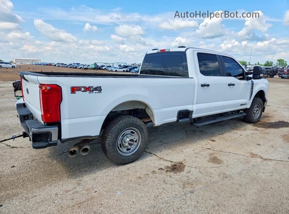1FT8W3BT4REC06142 2024 FORD F350 White Задня права чверть