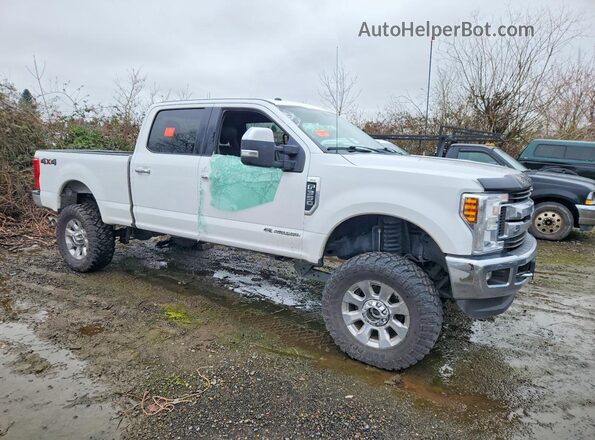 1FT8W3BTXJEC50604 2018 FORD F350 White Przód prawy