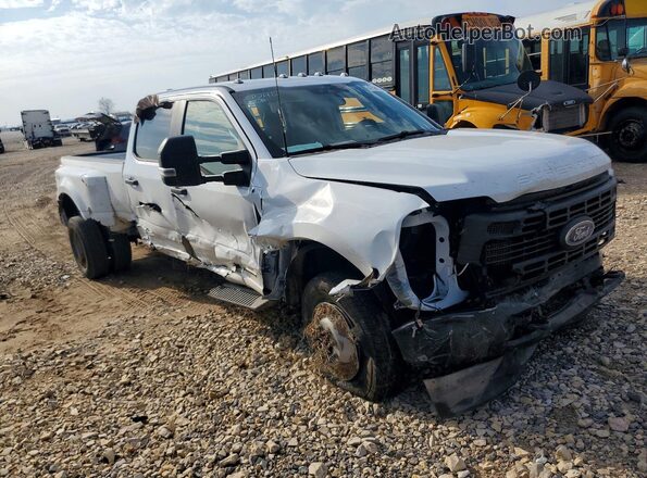 1FT8W3DT3TED21416 2026 FORD F350 White Przód prawy