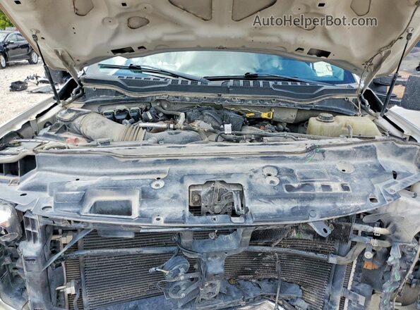 1FT8W3DTXKEE32334 2019 FORD F350 White Widok wnętrza z tyłu