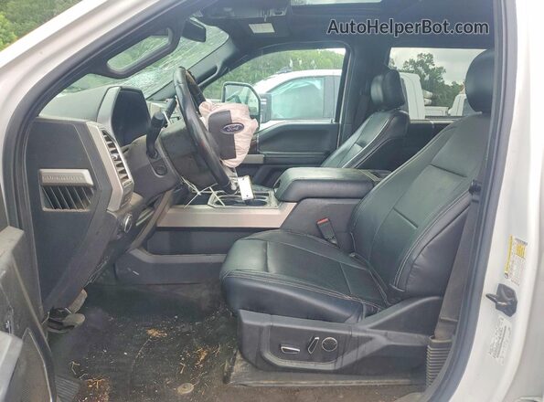1FT8W4DT7HED67778 2017 FORD F450 White Front interior view