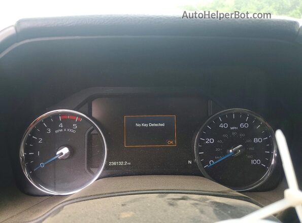 1FT8W4DT7HED67778 2017 FORD F450 White Instrument cluster view