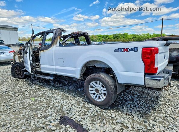 1FT8X3B60JEB02002 2018 FORD F350 Burn Trasero izquierdo