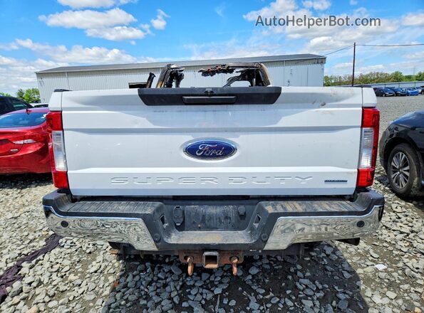 1FT8X3B60JEB02002 2018 FORD F350 Burn Vista trasera