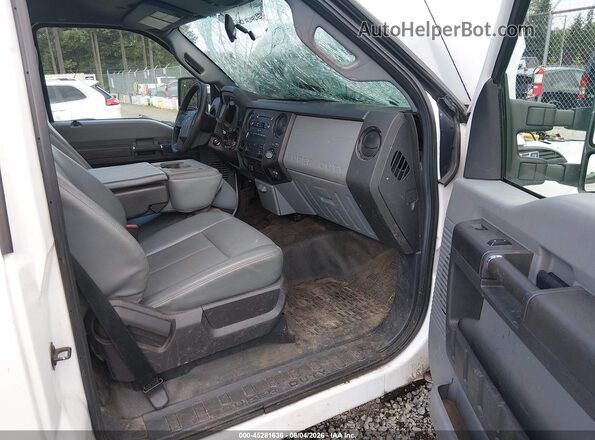 1FTBF2A61GEB44613 2016 FORD F-250 Белый 