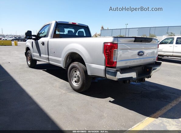 1FTBF2A62JEC83771 2018 FORD F-250 Silver Trasero izquierdo