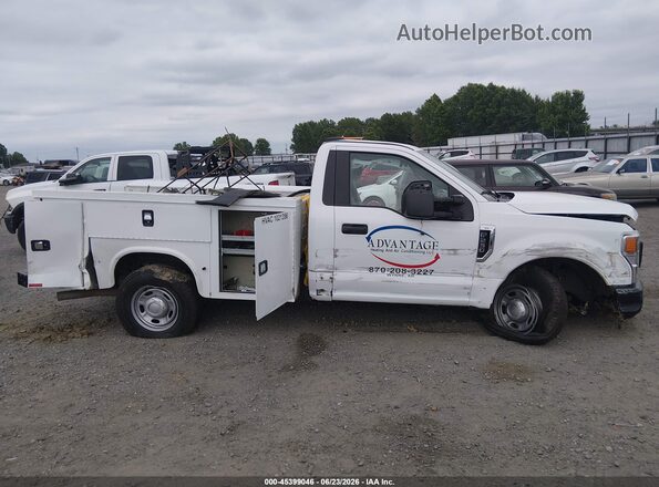 1FTBF2A66NEG43632 2022 FORD F-250 White უკანა სალონის ხედი