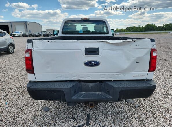 1FTBF2A67GEC06001 2016 FORD F250 White Widok z tyłu