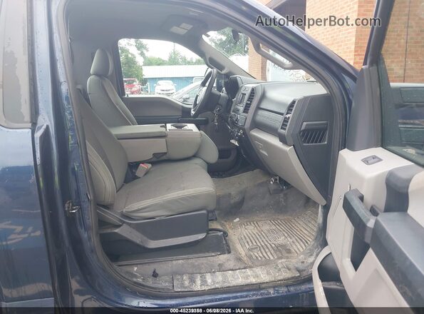 1FTBF2A69JEC83766 2018 FORD F-250 Blue Vista interior delantera