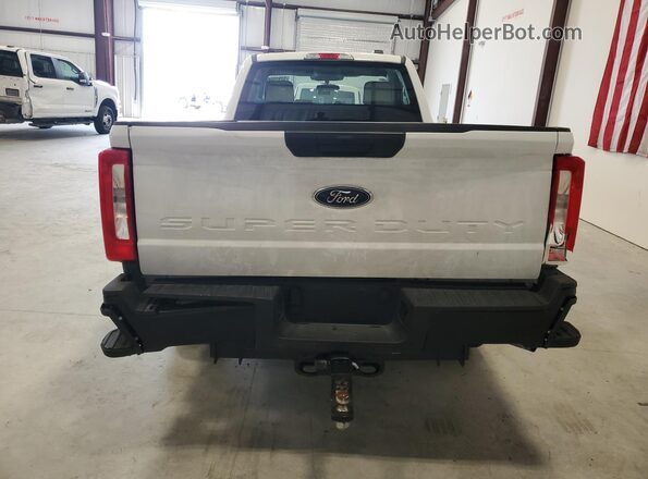 1FTBF2AA7REE93265 2024 FORD F250 White უკანა ხედი