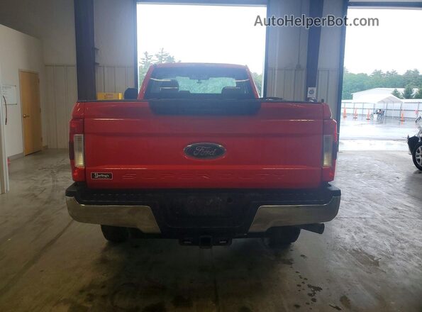 1FTBF2B60KED05685 2019 FORD F250 Red უკანა ხედი