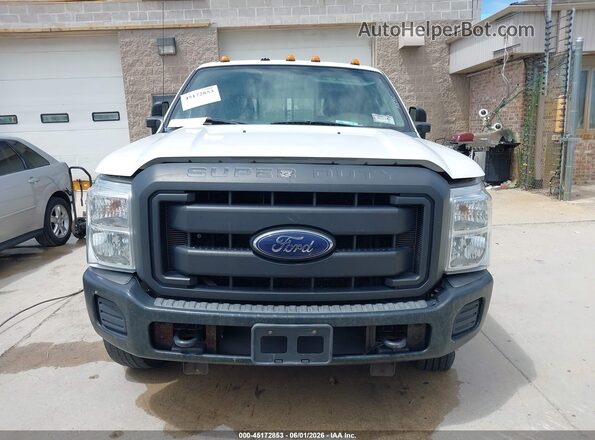 1FTBF2B63GEA01502 2016 FORD F-250 White Widok zestawu wskaźników