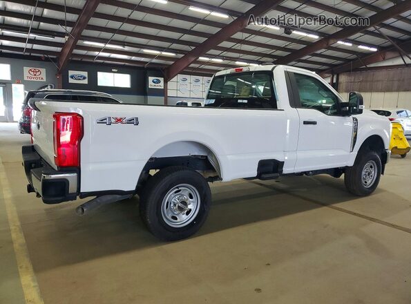 1FTBF2BA4PEE00455 2023 FORD F250 White Rear right