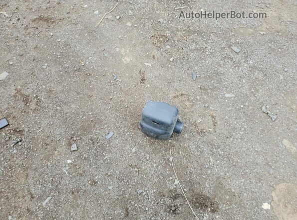 1FTBF2BA4PEE00455 2023 FORD F250 White Engine compartment view