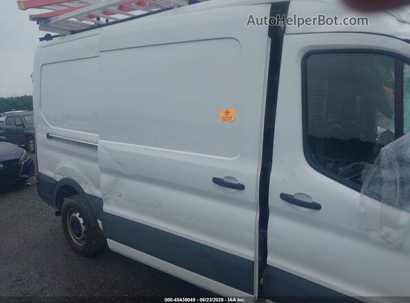 1FTBR1C84PKC01730 2023 FORD TRANSIT-250 White Widok naklejki z numerem VIN