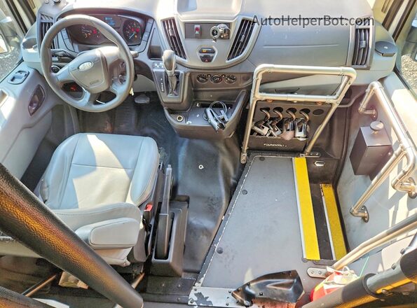 1FTBW2XM8HKA02929 2017 FORD TRANSIT White Вид панелі приладів